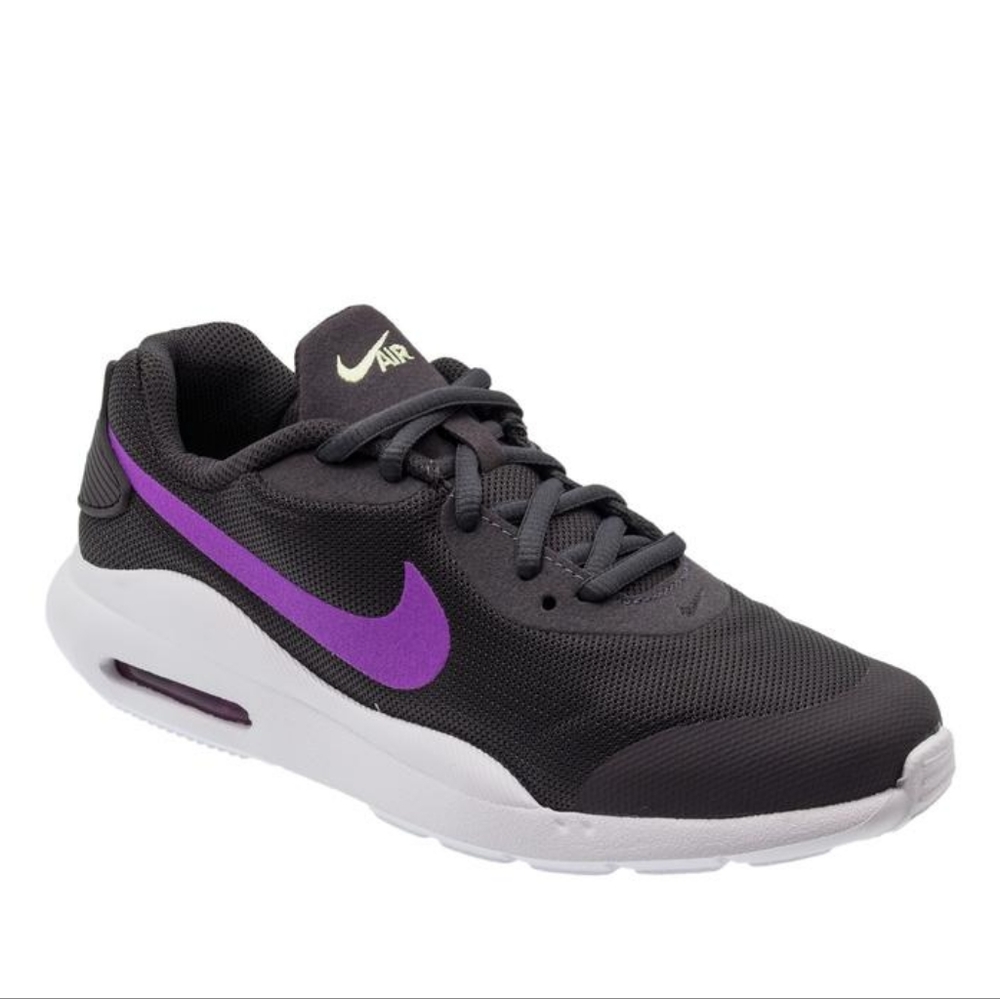 NIKE Air Max Oketo Sneakers